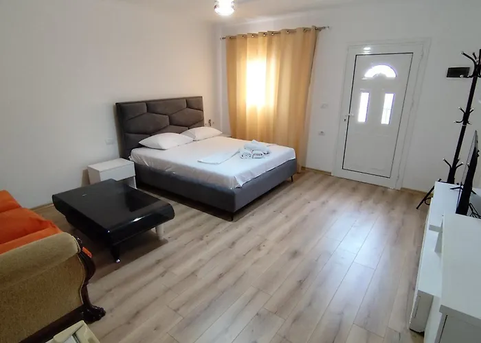 Zisi