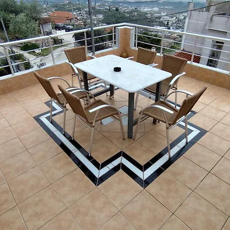 Privatunterkunft Zisi *